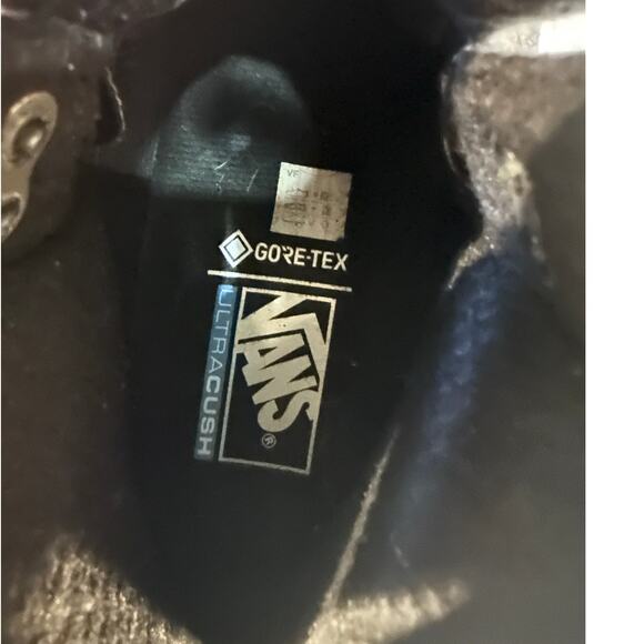 Vans UltraRange EXO Hi MTE Gore-Tex Waterproof Sneakers Men’s 11 Black White main image 4